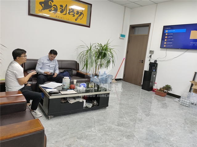 蘇州客戶考察稻殼炭化爐,北斗機械等你解鎖精彩！